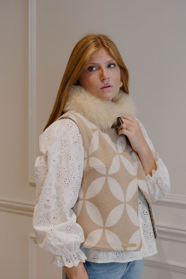 gilet notre dame réversible en lainage et col en fourrure