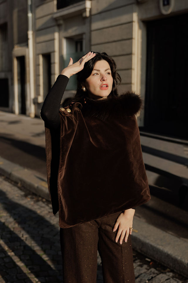 cape iconique velours et lainage fourrure renard brun amovible