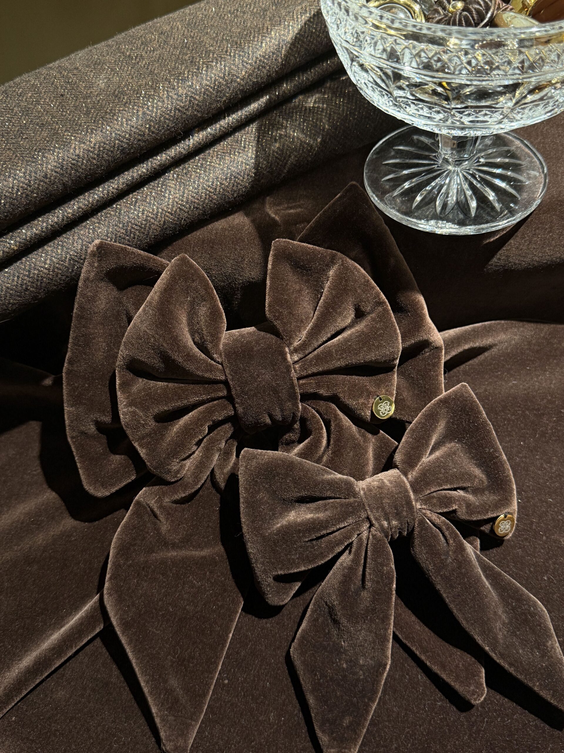 les noeuds velours brun